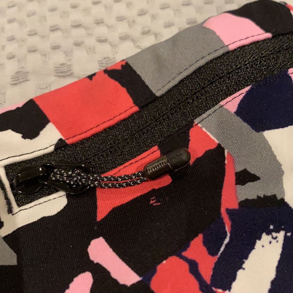 Lululemon Pace Rival Crops - Picture 4 of 5